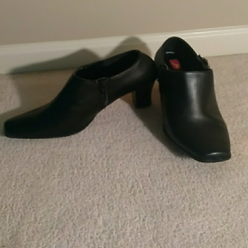 John Romaine shoes